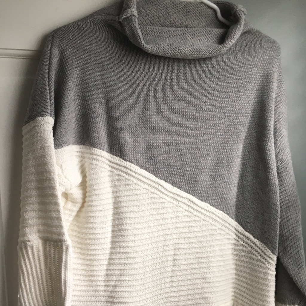 Patchwork Half Turtleneck Pullover